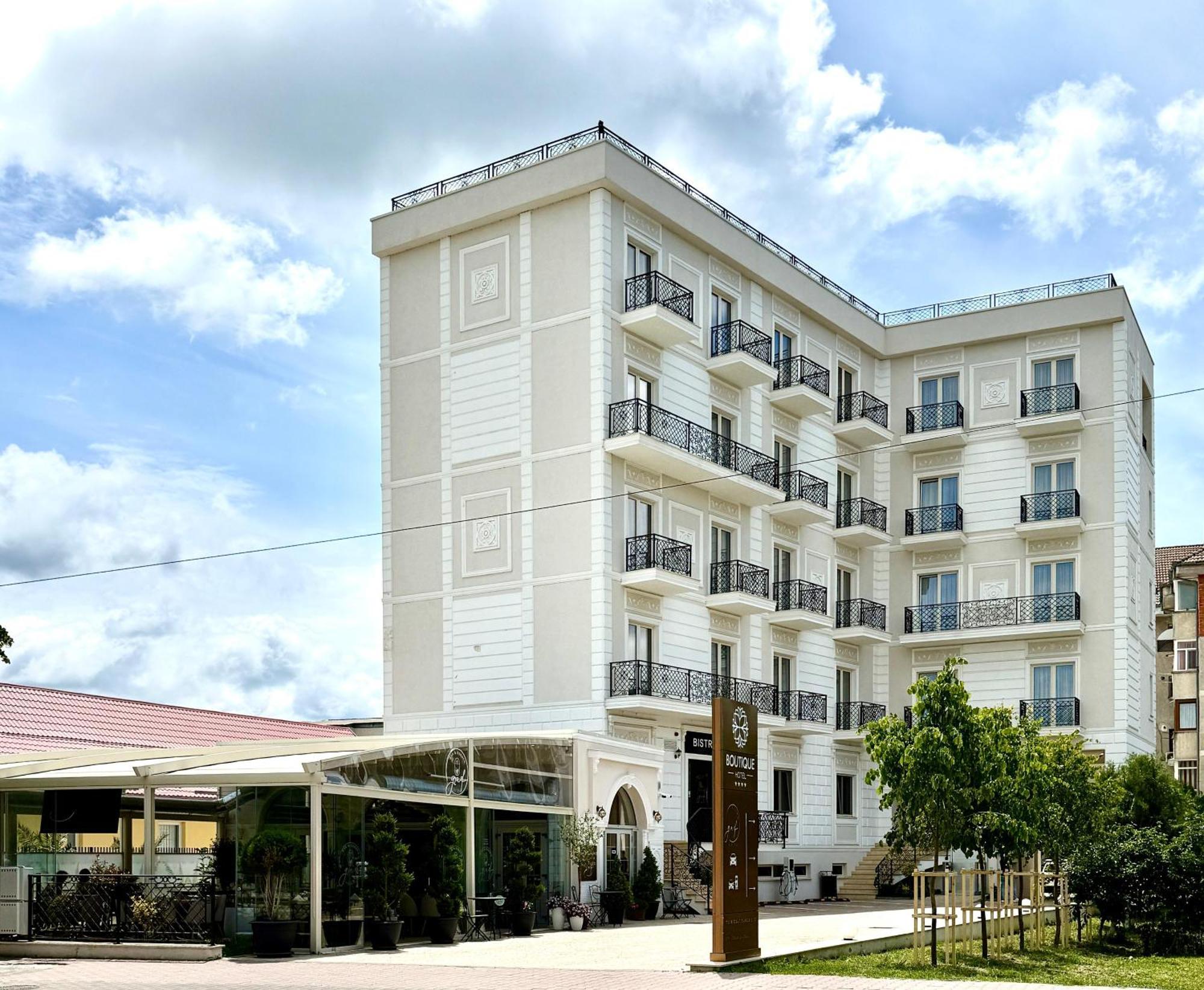 Boutique Hotel Bals Ngoại thất bức ảnh