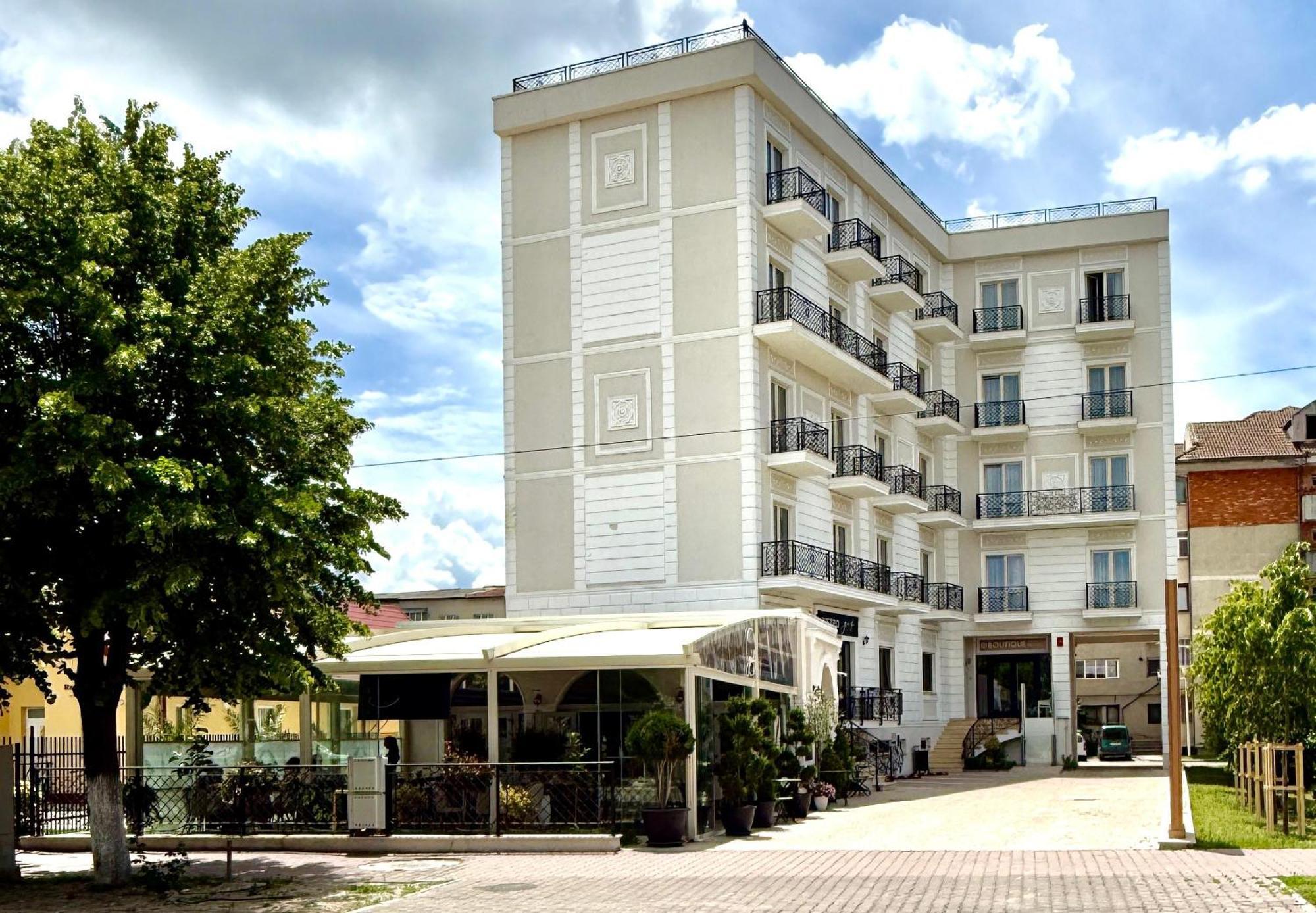 Boutique Hotel Bals Ngoại thất bức ảnh